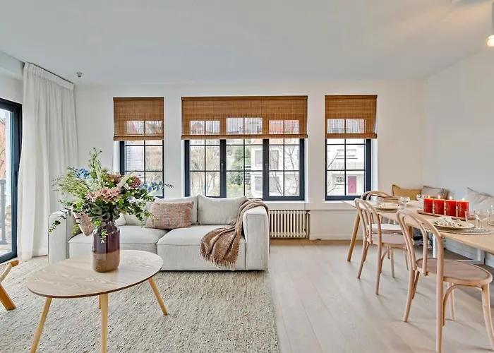 Huswell - Renovated Apartment By The Beach In Knokke-Heist